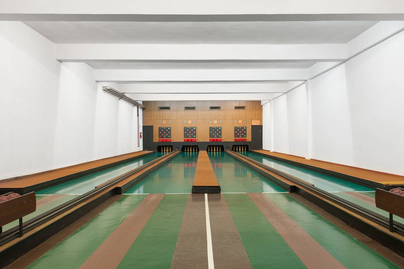 Hotel-Eden-Sports-and-Entertainment-69