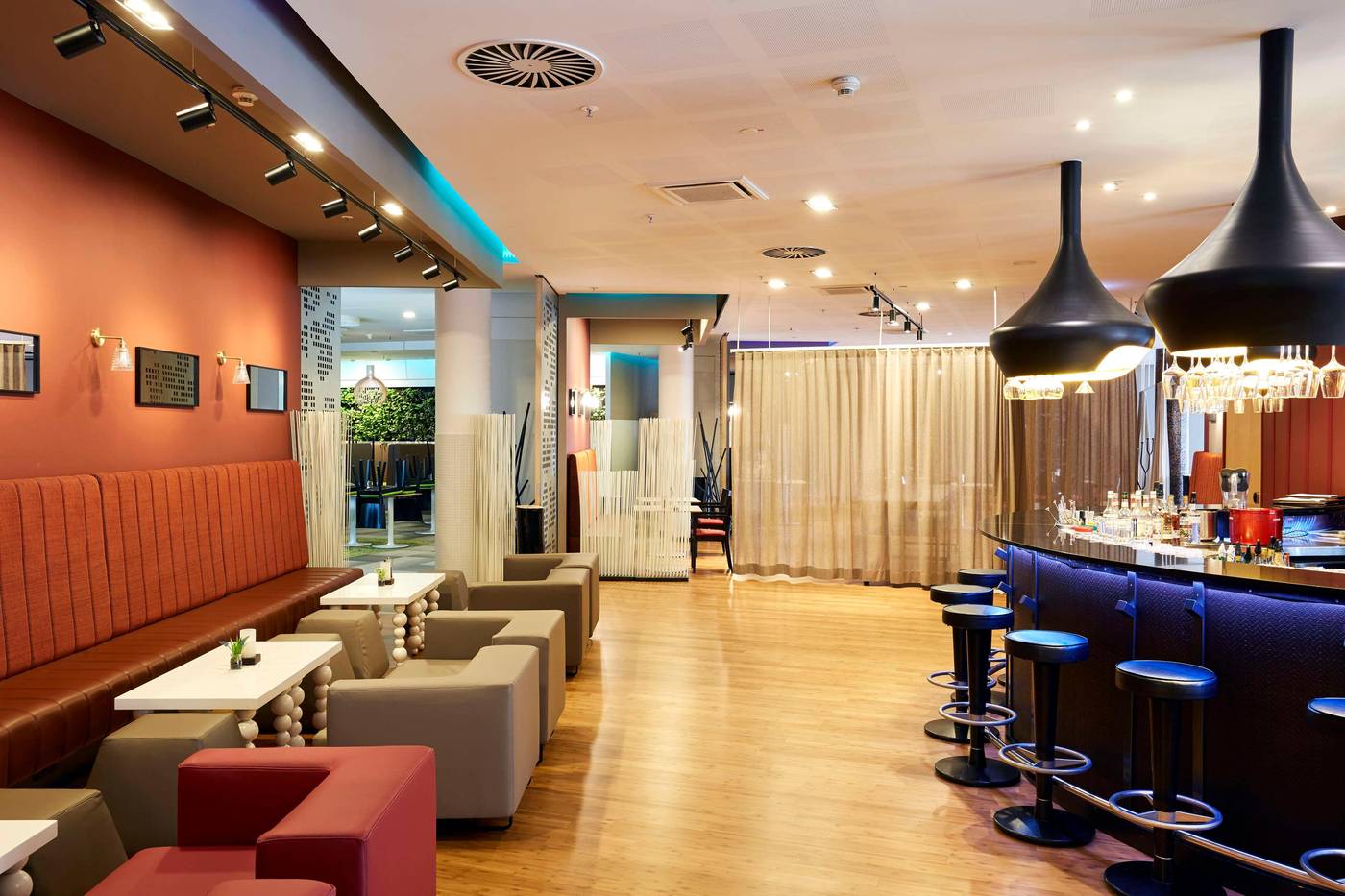 Scandic-Berlin-Potsdamer-Platz-Bar-5