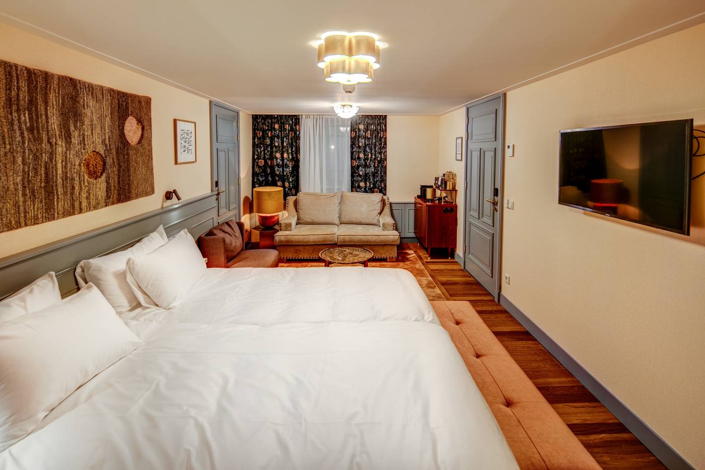 Mercier-Hotel-Room-37