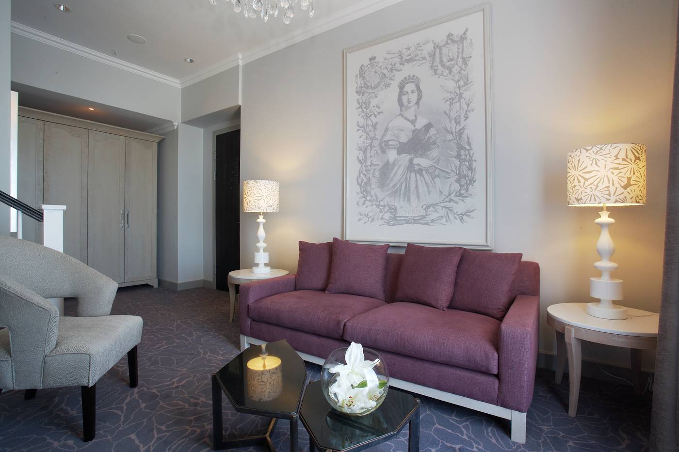 Queen-Victoria-Hotel-by-Newmark-Room-9