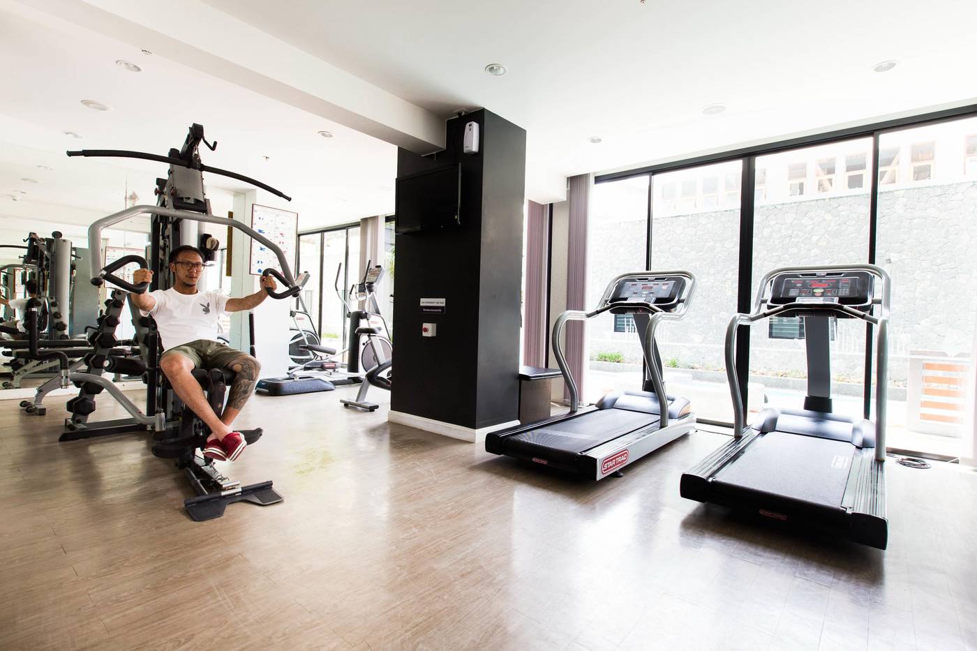 Deevana-Plaza-Krabi-Ao-Nang-Sports-and-Entertainment-66