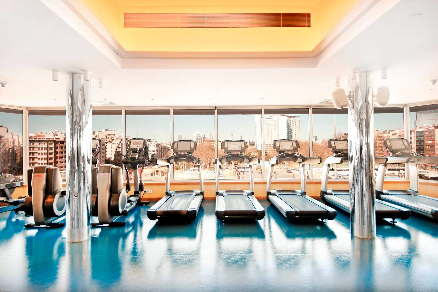 The-Marmara-Taksim-Istanbul-Sports-and-Entertainment-28