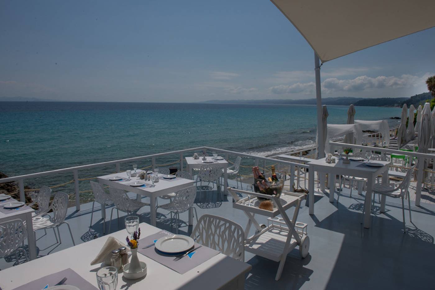 White Suites - Adult Only