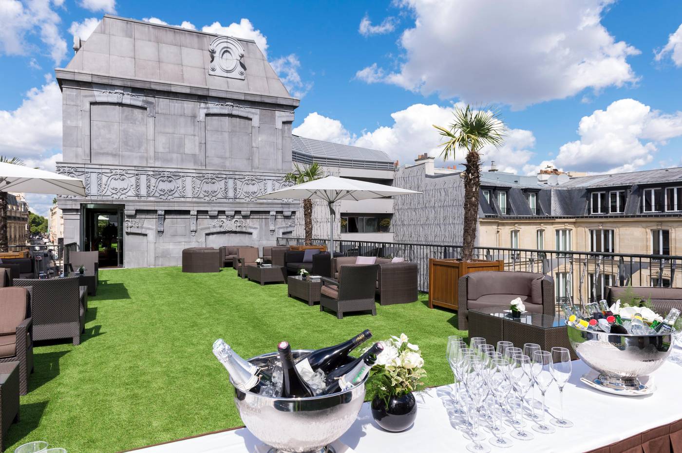 Hotel-Barriere-Le-Fouquets-Paris-Conferences-1