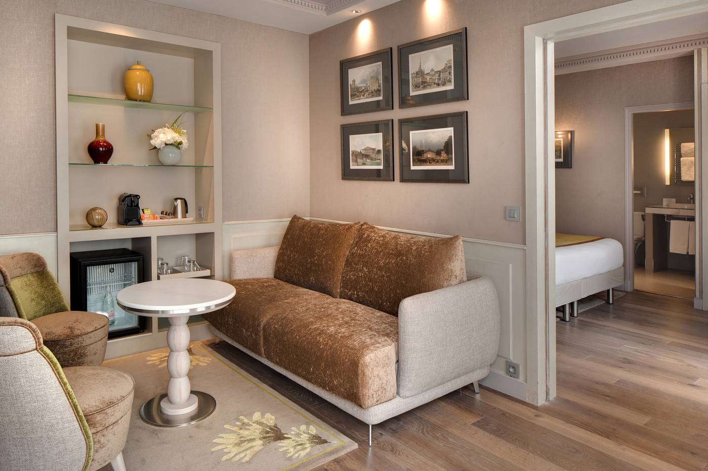 Rochester-Champs-Elysees-Room-47