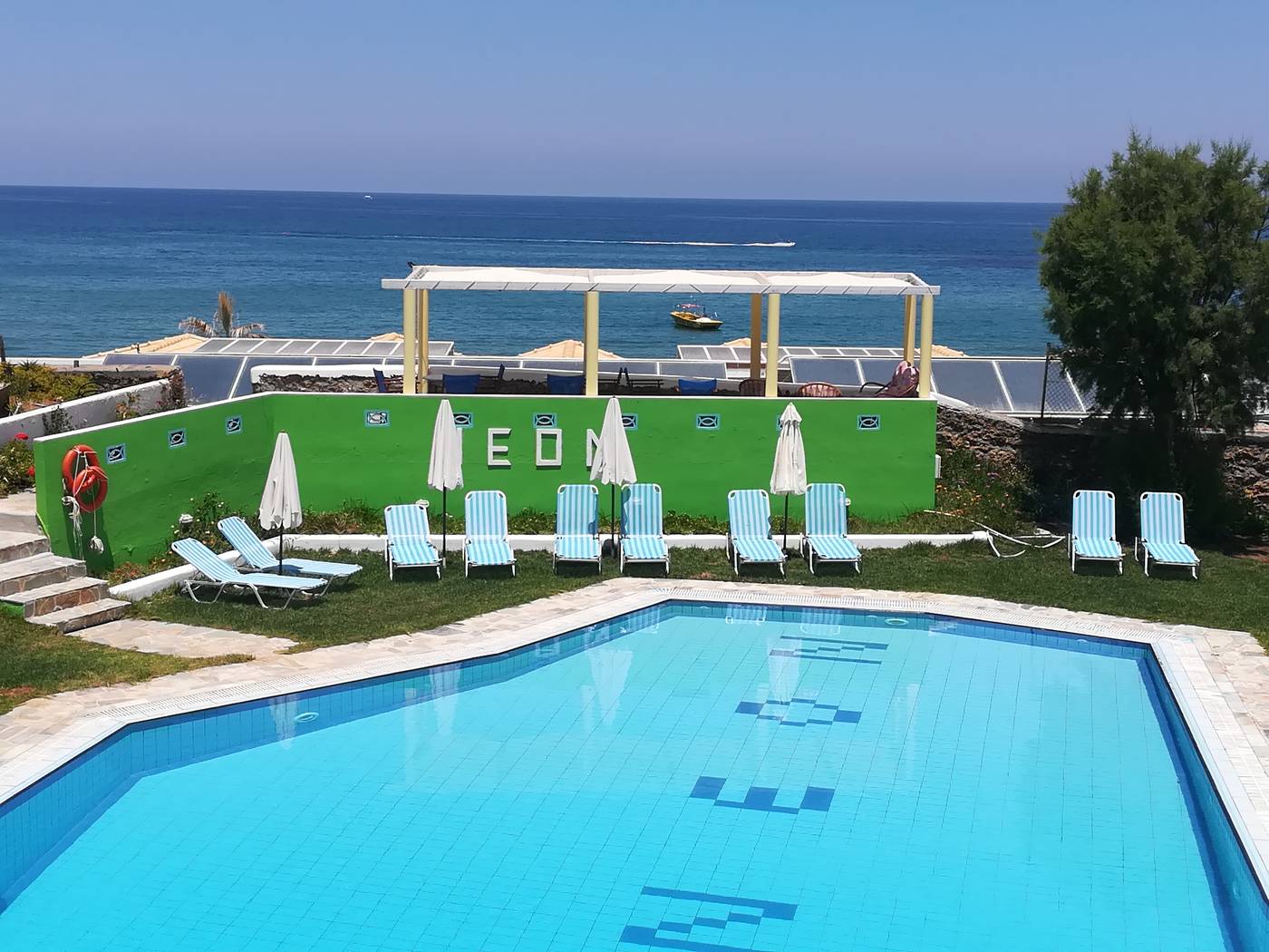 Neon-Beach-Hotel-Pool-7