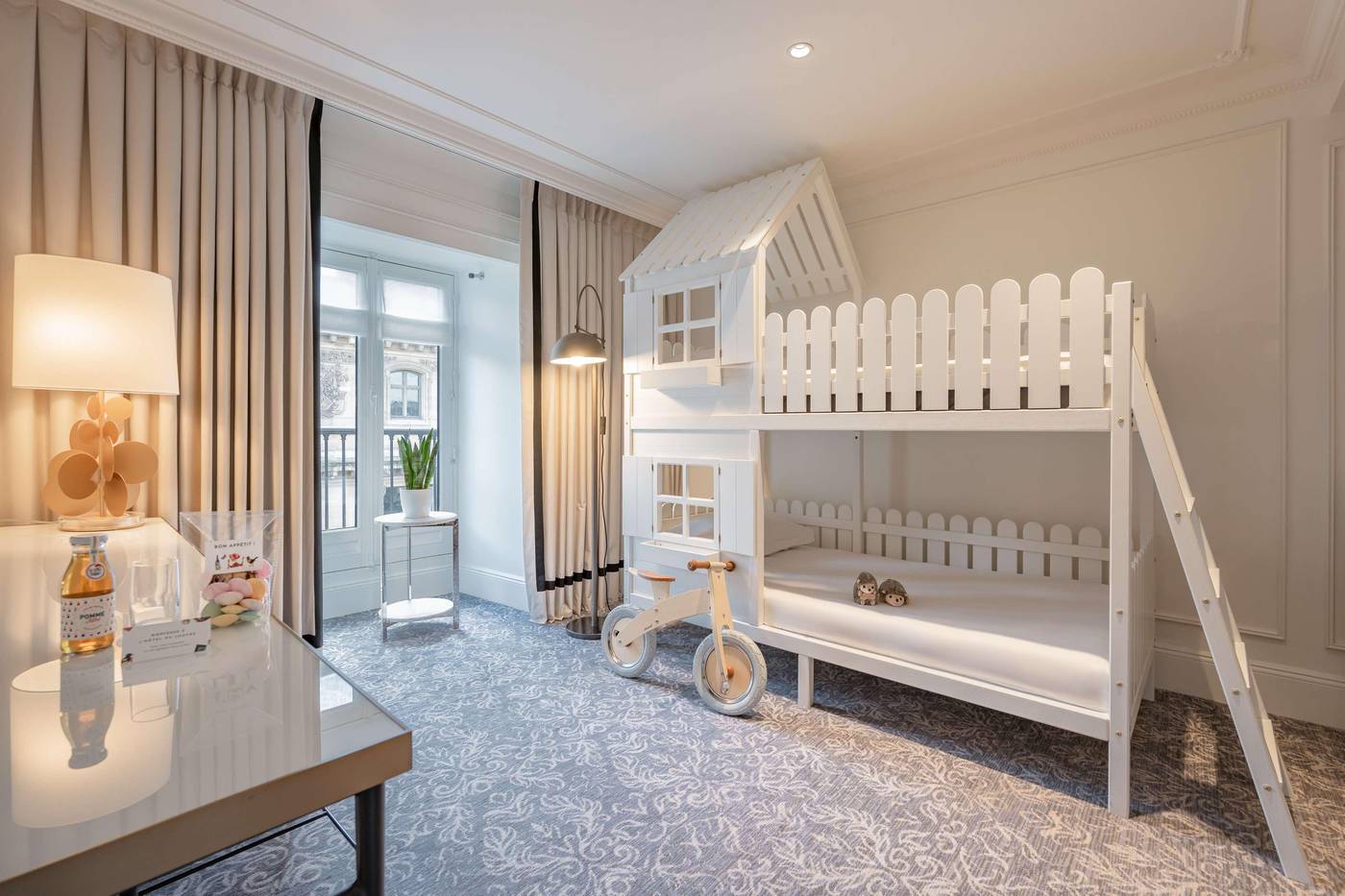 Hotel-du-Louvre-in-the-Unbound-Collection-by-Hyatt-Room-71