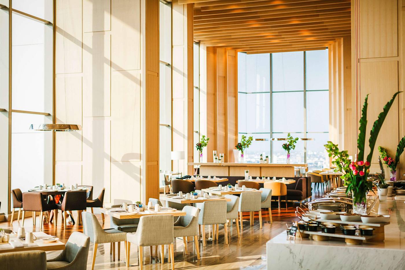 AVANI--Riverside-Bangkok-Hotel-Restaurant-40