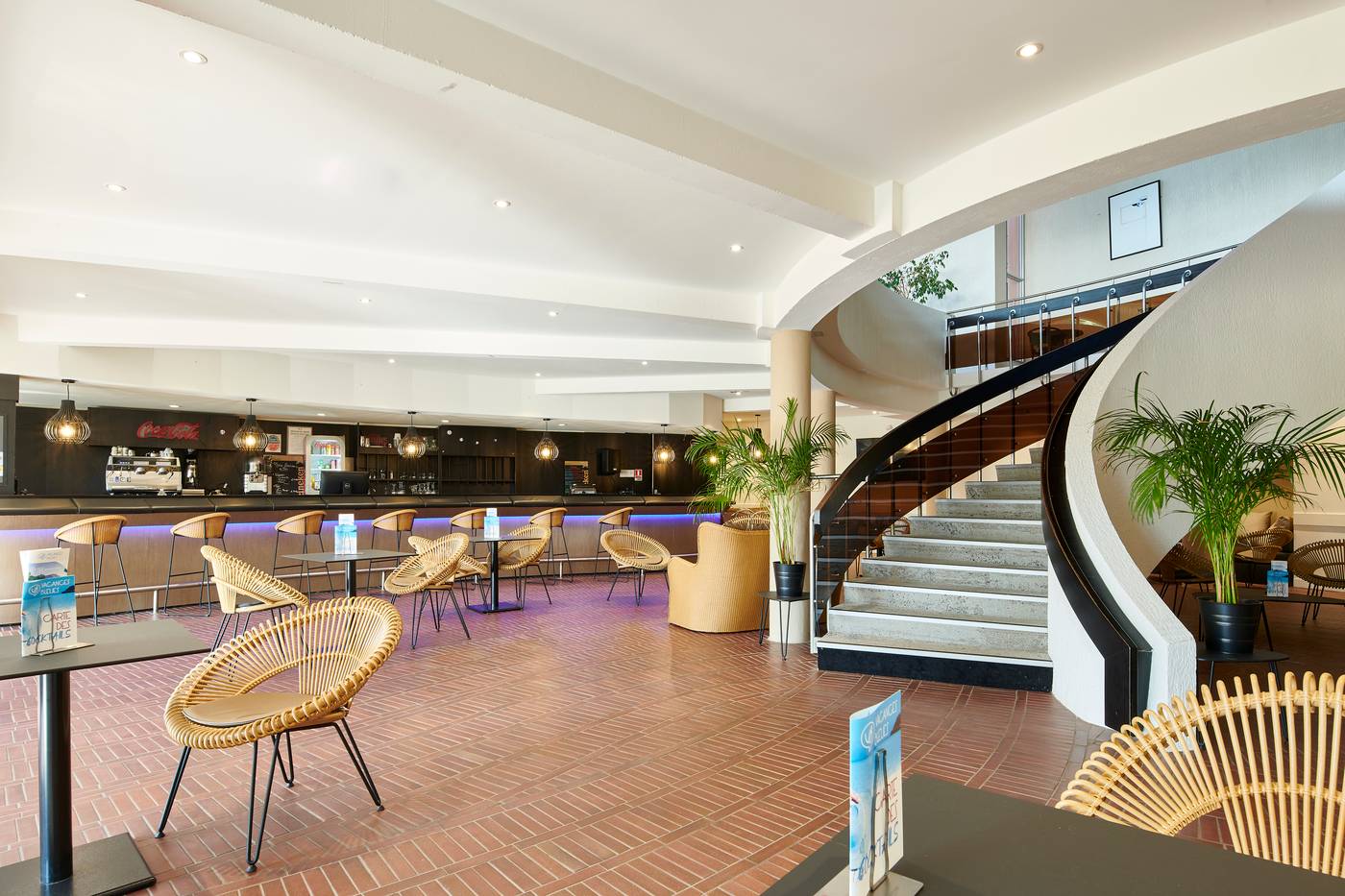 Hotel-Delcloy-Vacances-Bleues-Bar-29