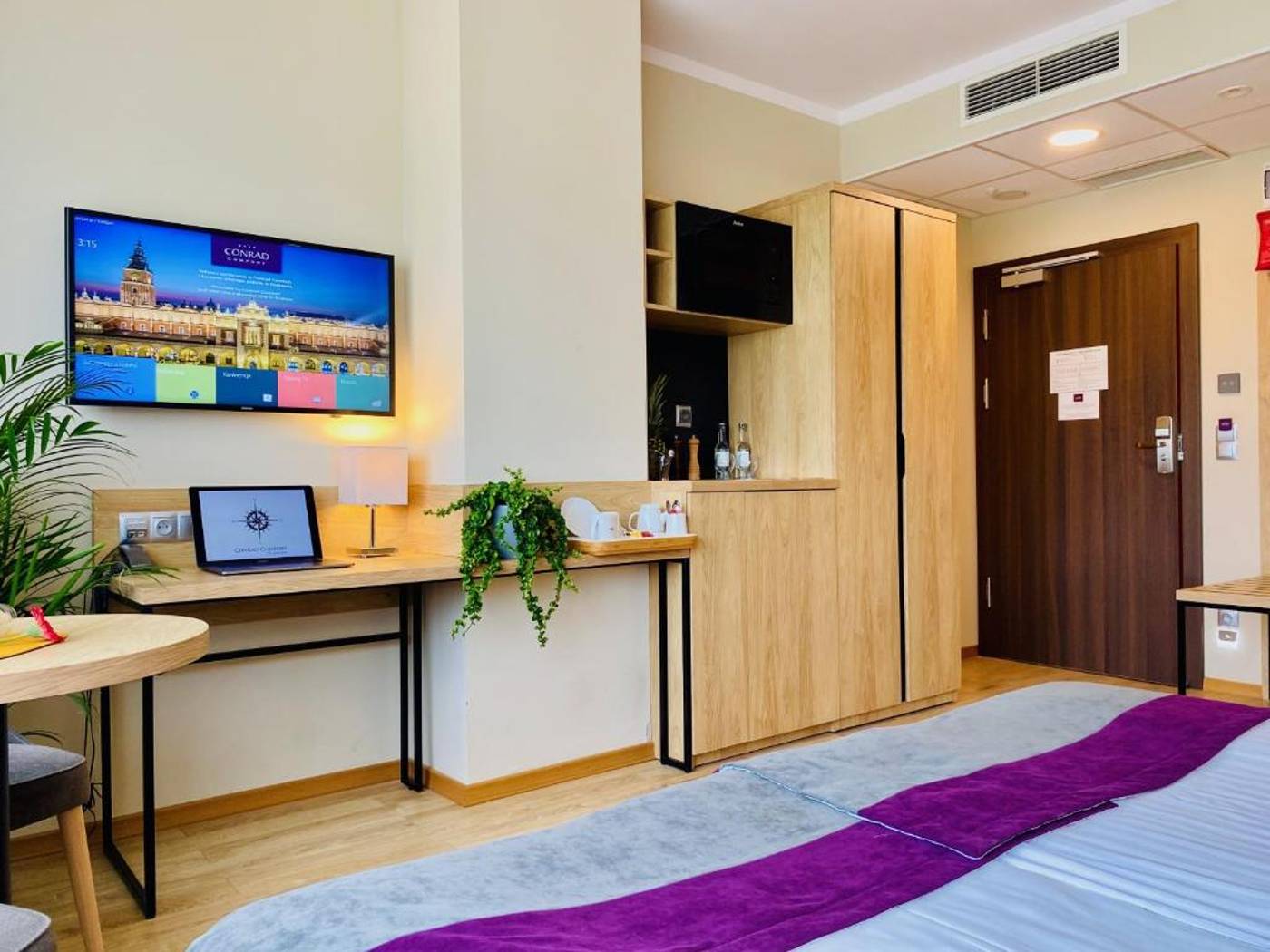 Conrad-Comfort-Aparthotel-Room-10