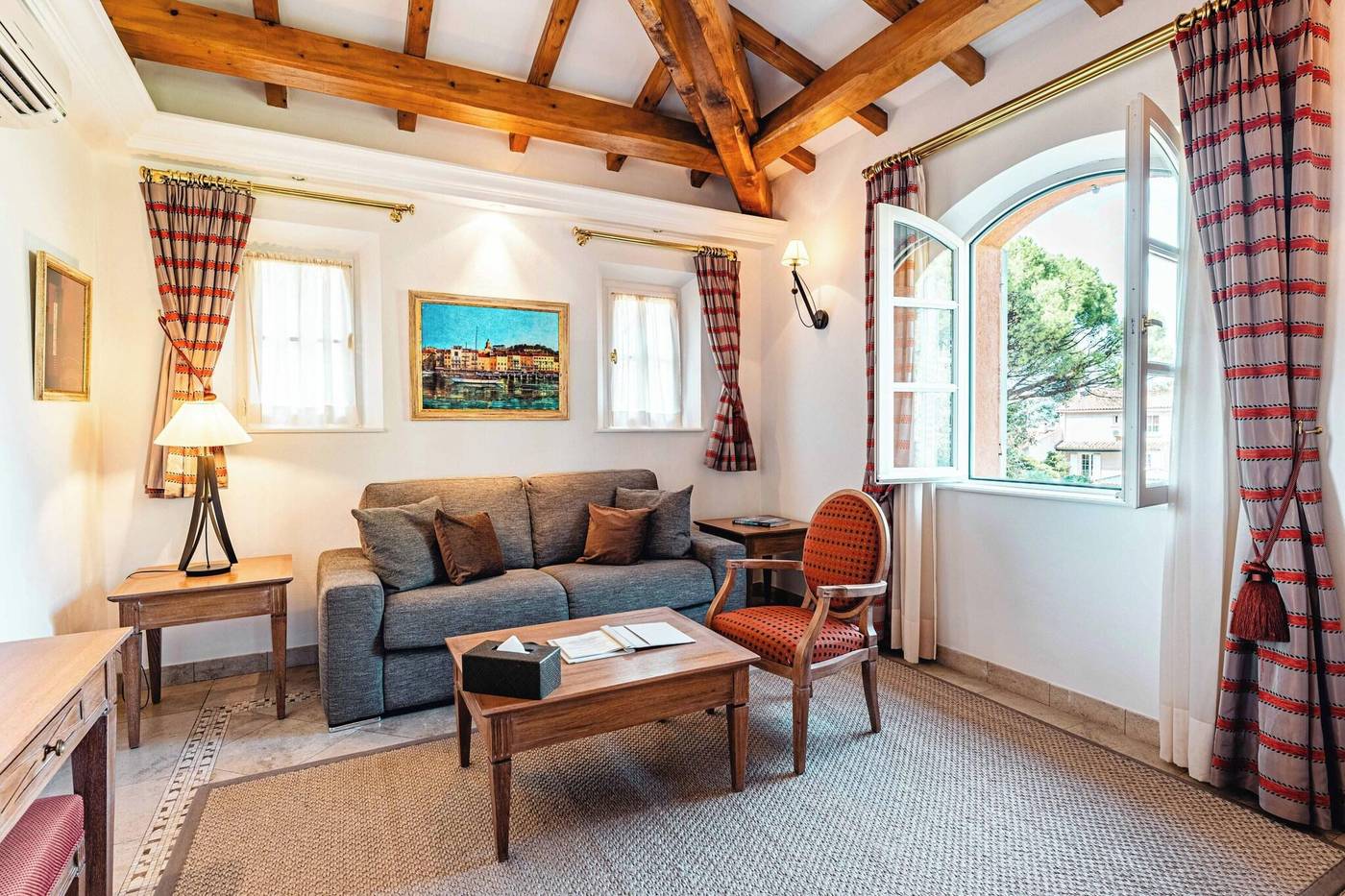 Le-Domaine-De-l-Astragale-Room-45