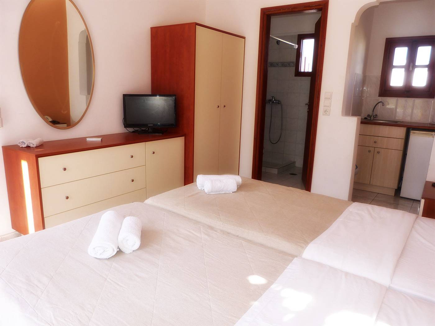 Aparthotel-Black-Sand-Room-36