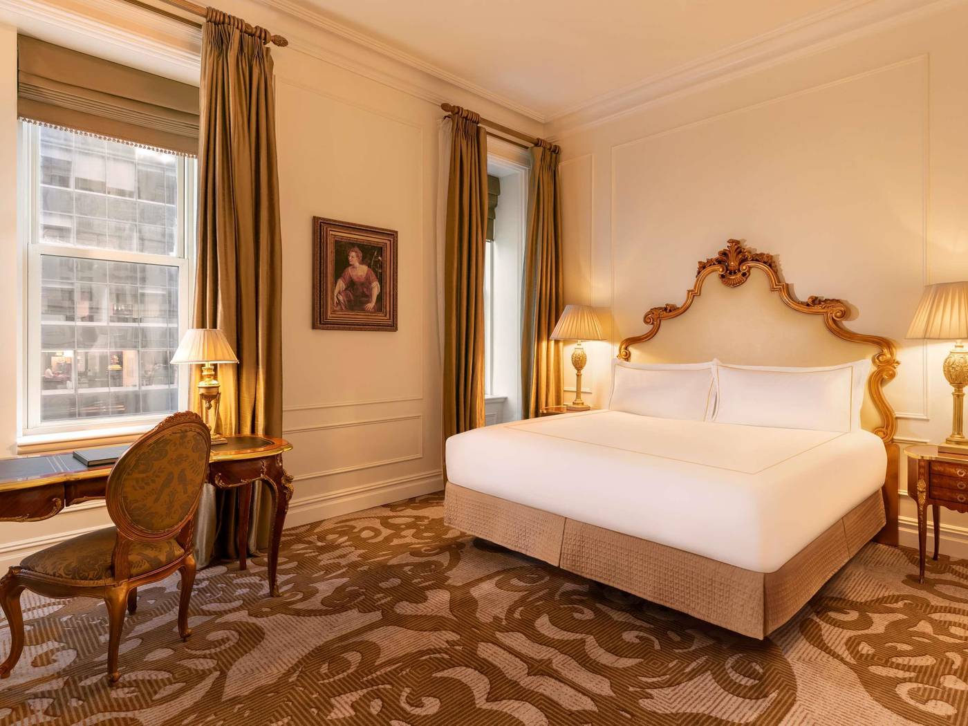 The-Plaza-Hotel-Room-48