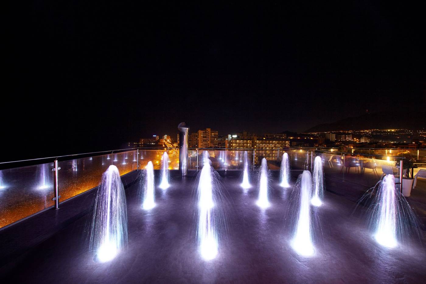 Las-Arenas-Affiliated-by-Melia-Terrace-23