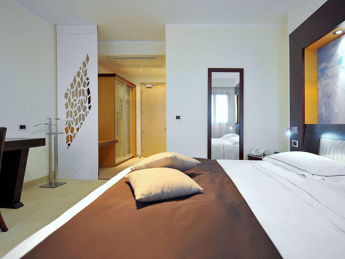 Mercure-Olbia-Room-14