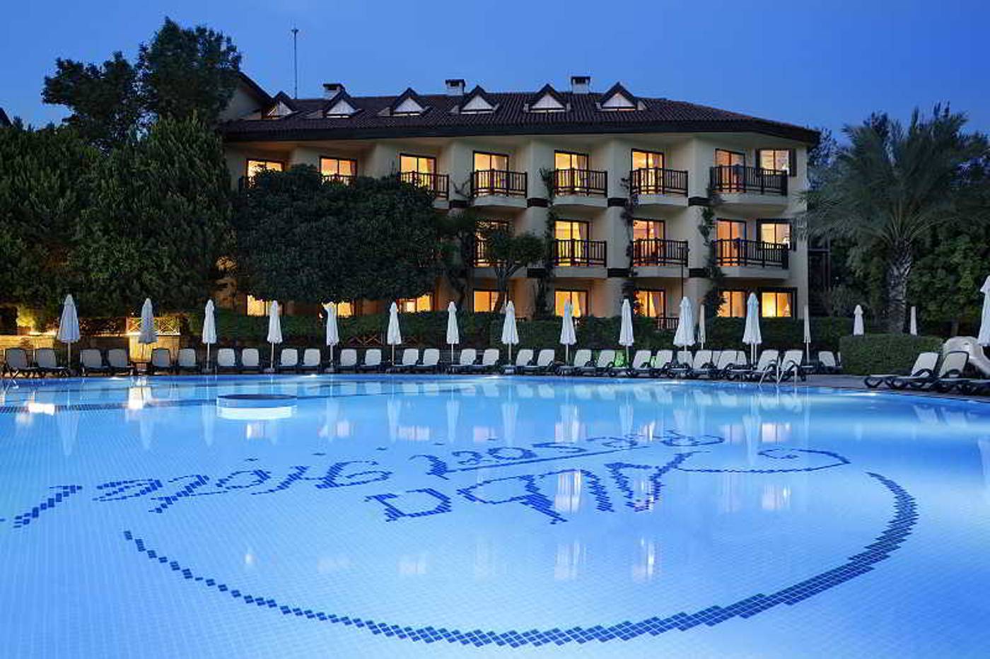 Alba-Resort-Hotel-Pool-11