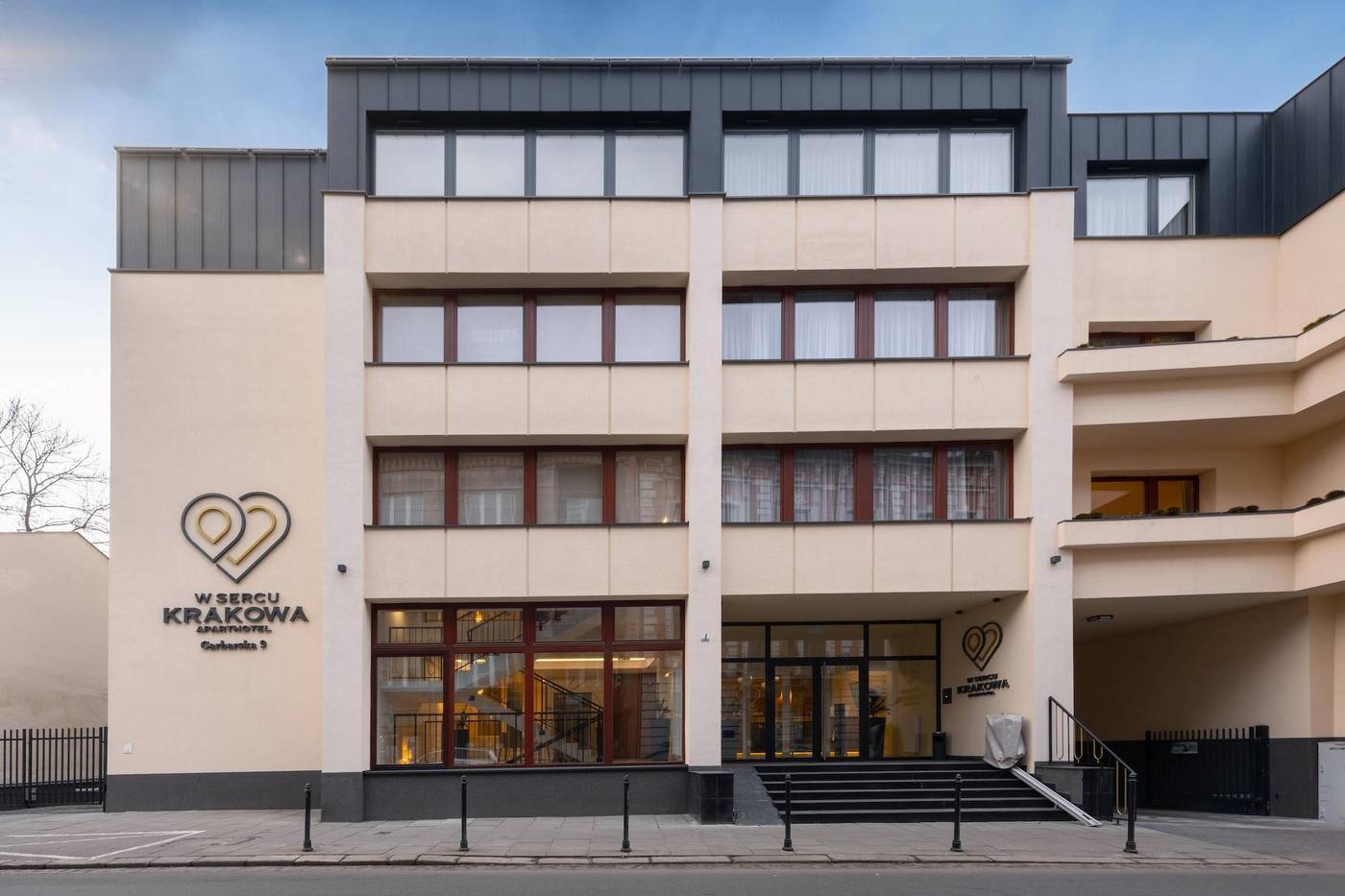 W-Sercu-Krakowa-Aparthotel-General-view-3