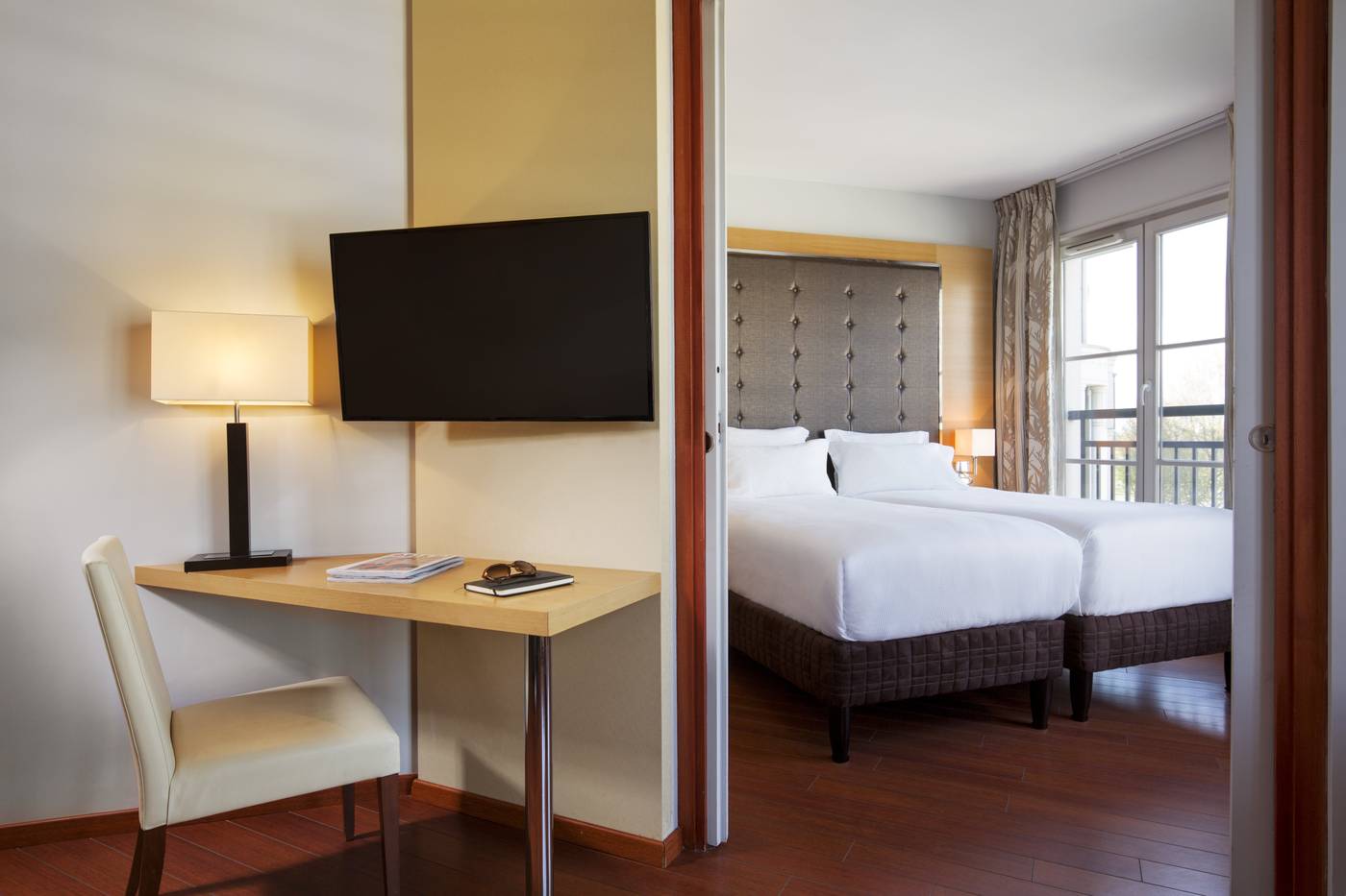 Relais-Spa-Chessy-Room-15