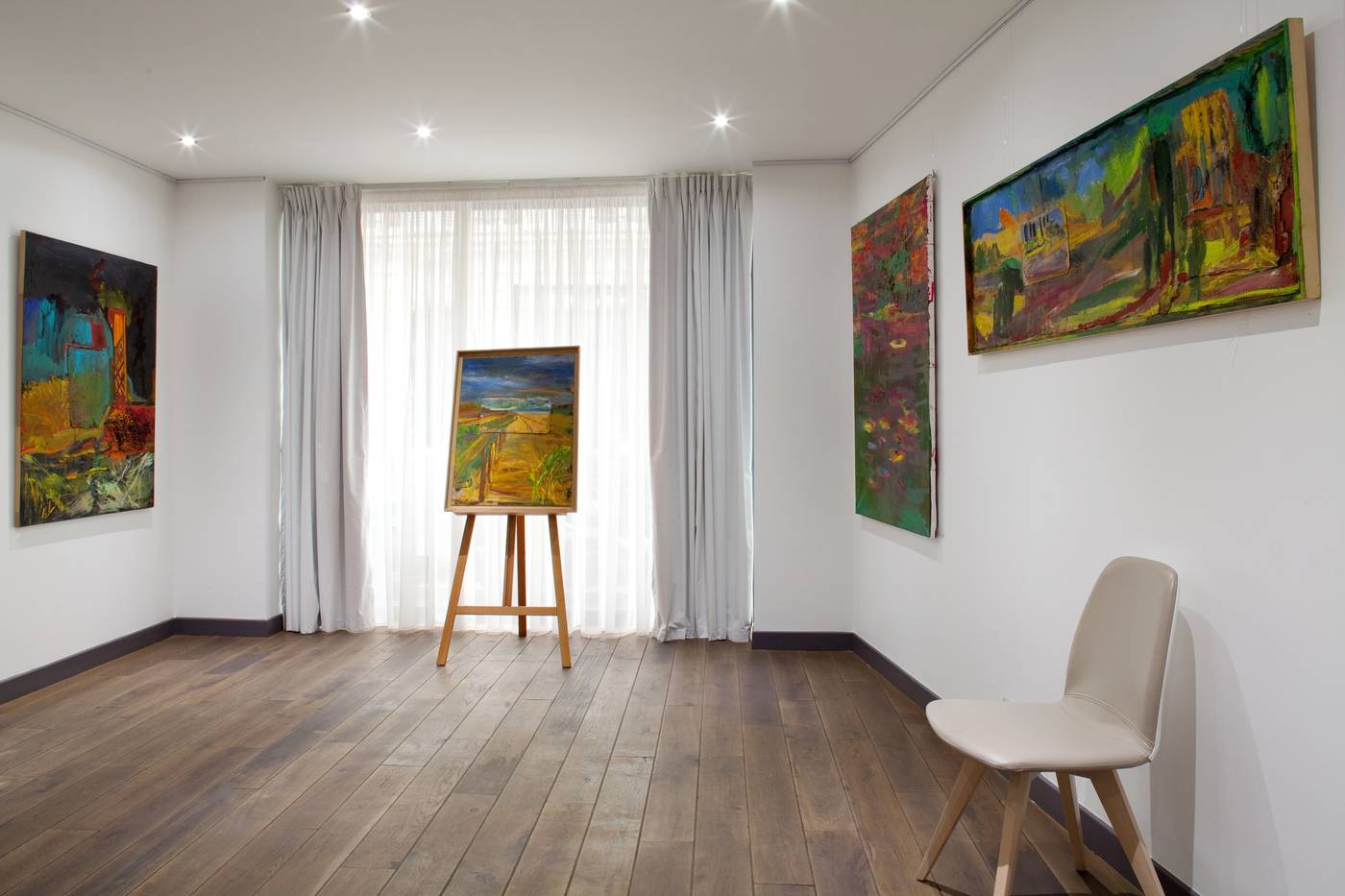 Serotel-Suites-Opera-Room-12