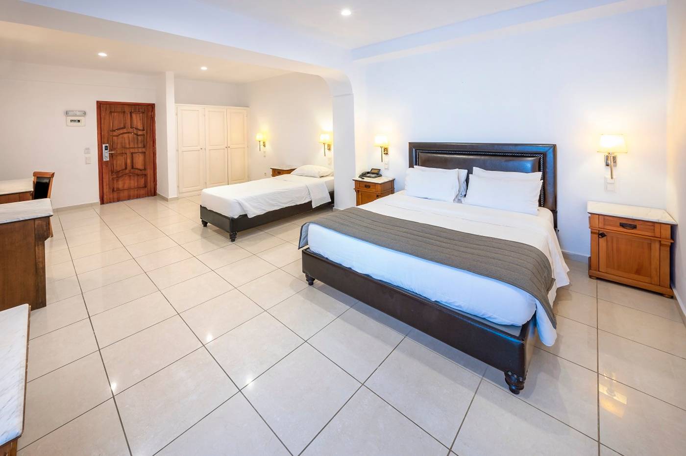 SMY-Mediterranean-White---Adults-Only-Room-49