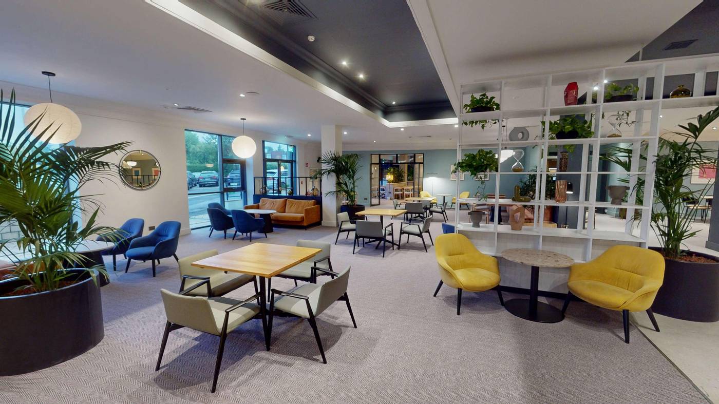 Radisson-Blu-Dublin-Airport-Bar-6