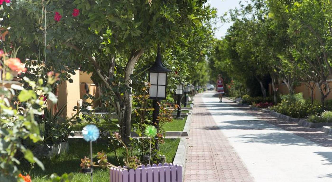 Ozlem-Garden-Terrace-18