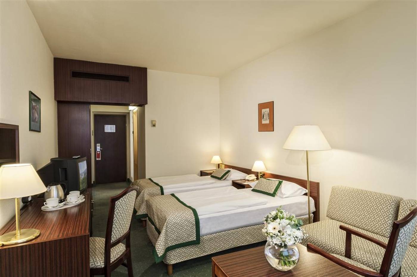 Danubius-Hotel-Hungaria-City-Center-Room-32