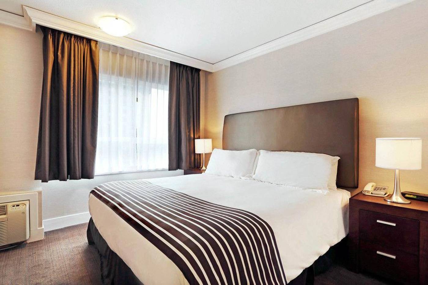 Sandman-Hotel-Vancouver-Airport-General-view-28