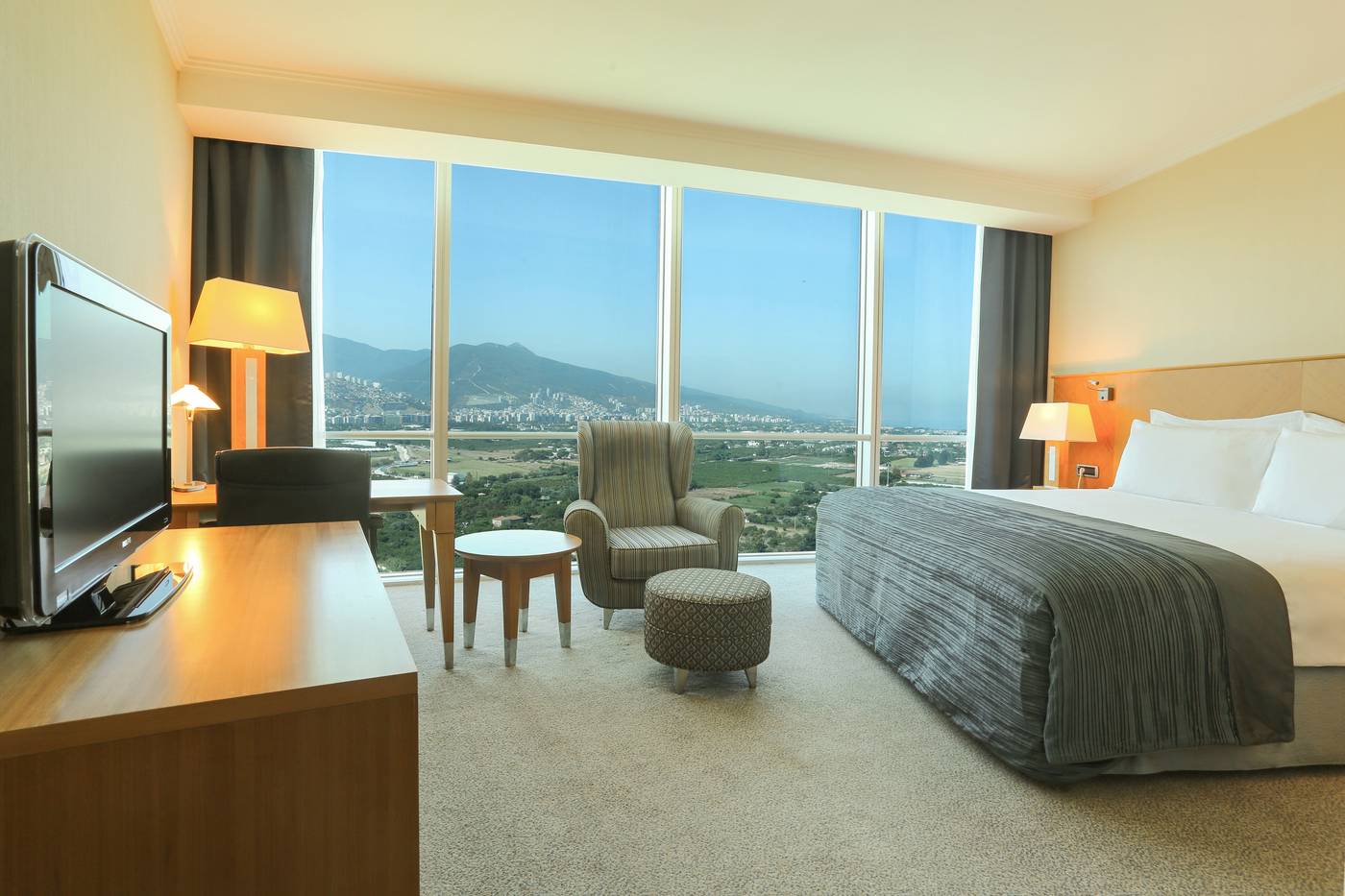 Wyndham-Grand-Izmir-Ozdilek-Room-19