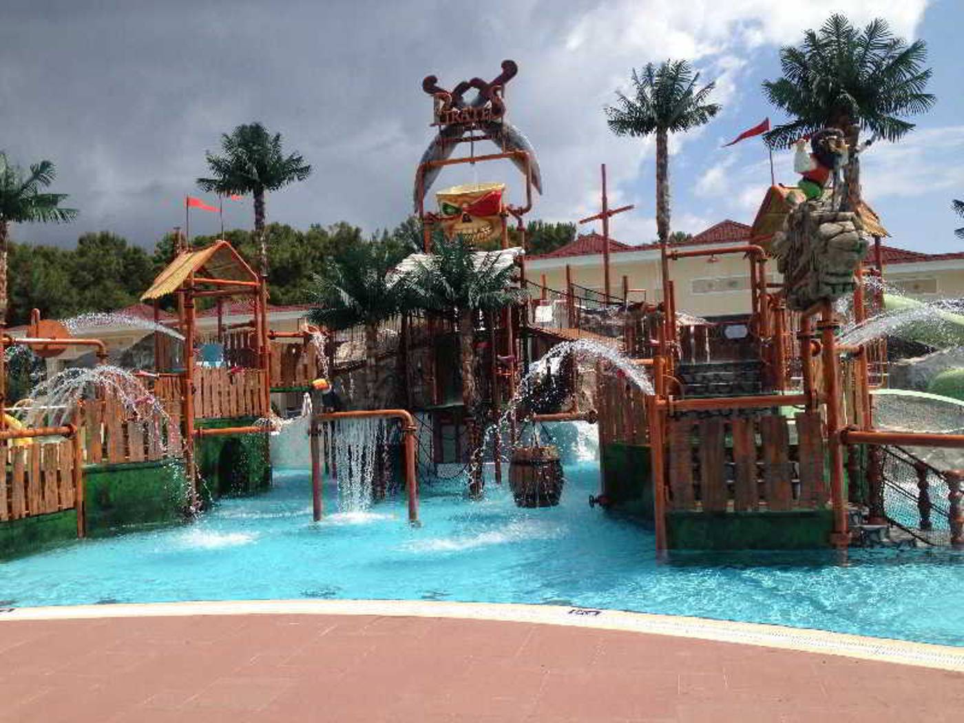 Long-Beach-Harmony-Pool-8