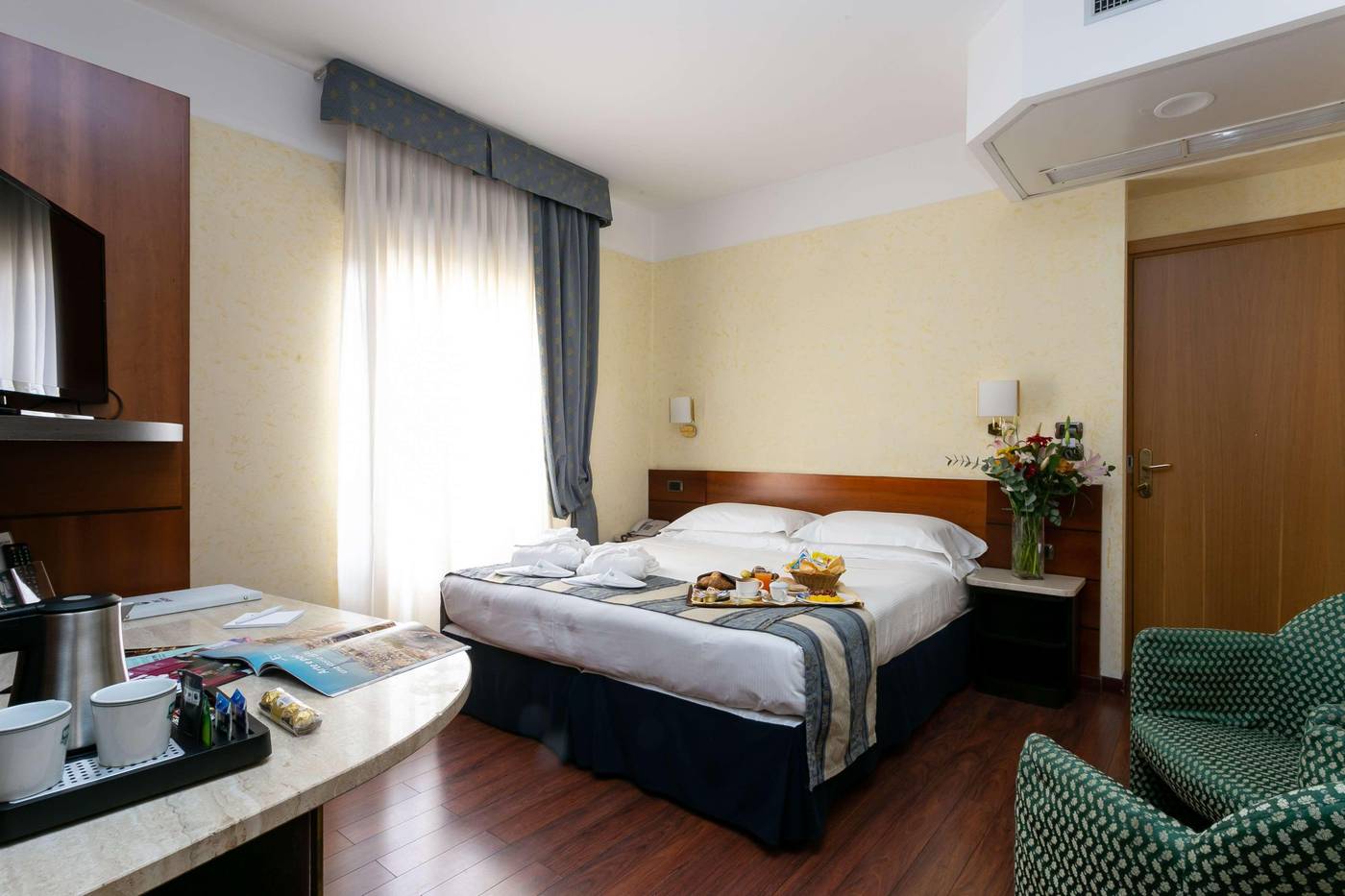 Hotel-Mirage--Sure-Hotel-Collection-by-Best-Wester-General-view-22