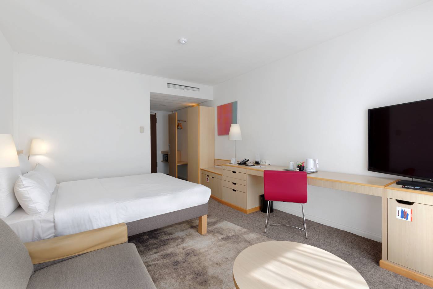 Novotel-Berlin-Mitte-Room-21