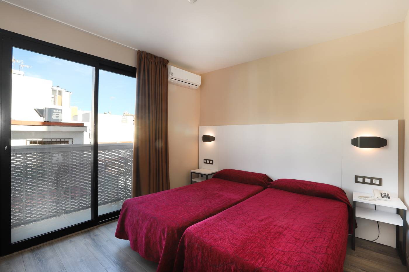 Alameda-Hotel-Room-6