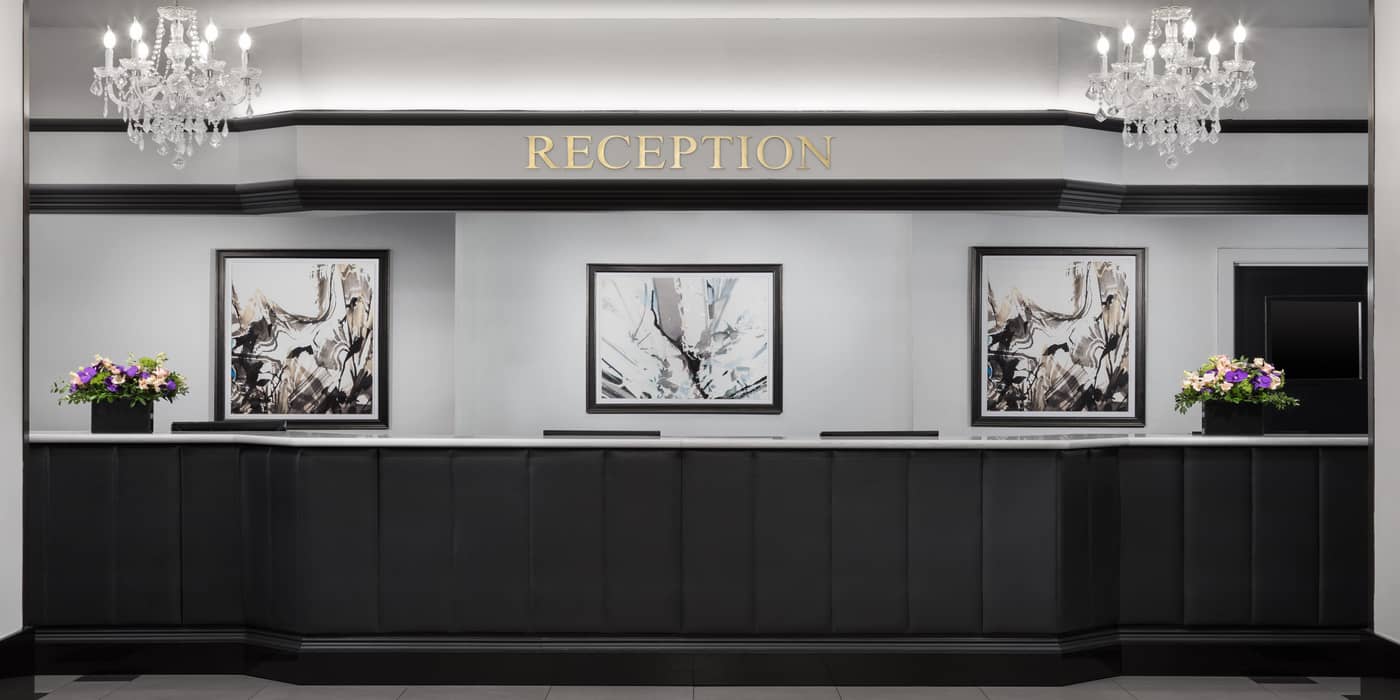 The-Manhattan-at-Times-Square-Hotel-Lobby-19