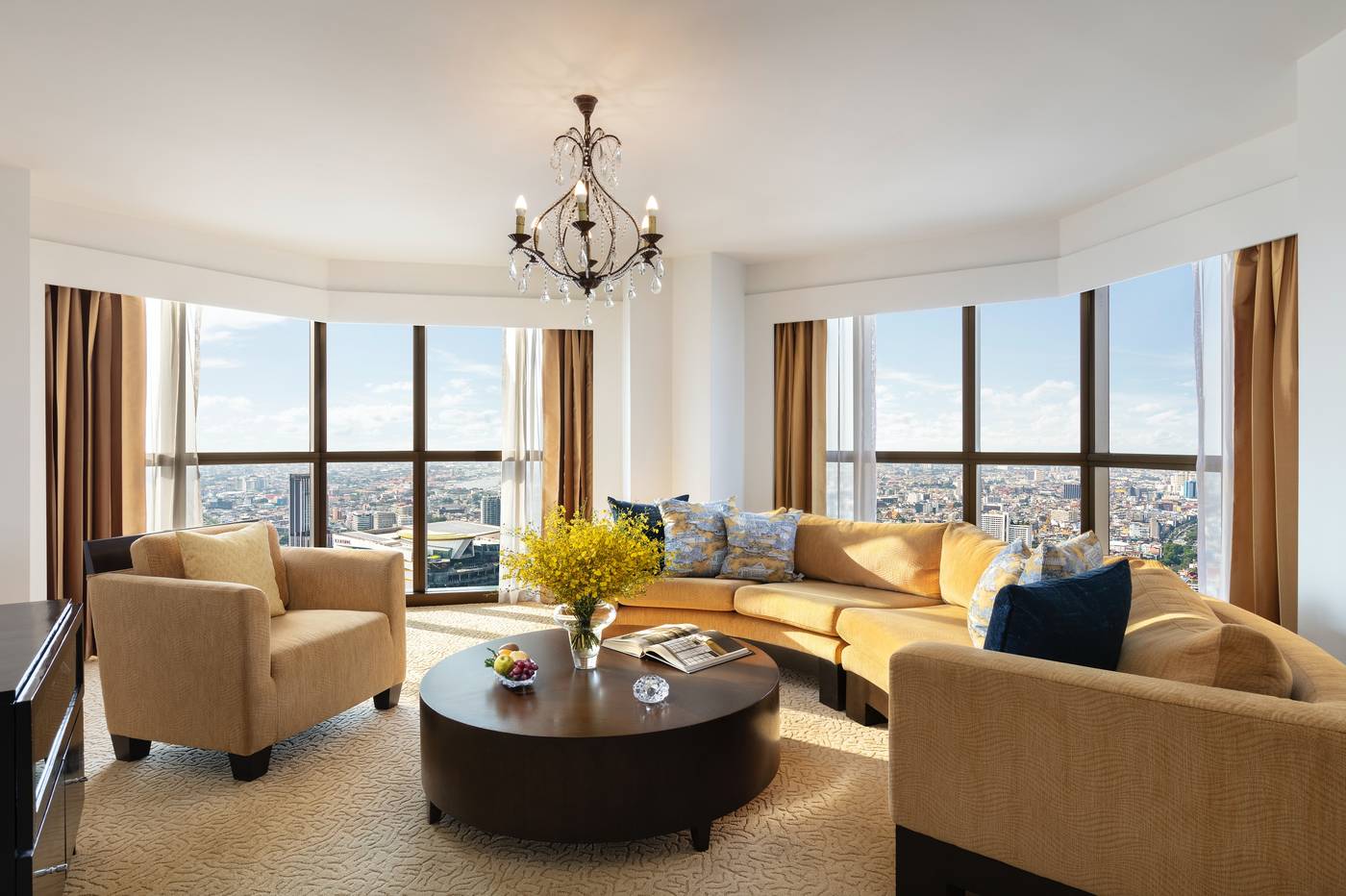 Tower-Club-at-Lebua-Room-10