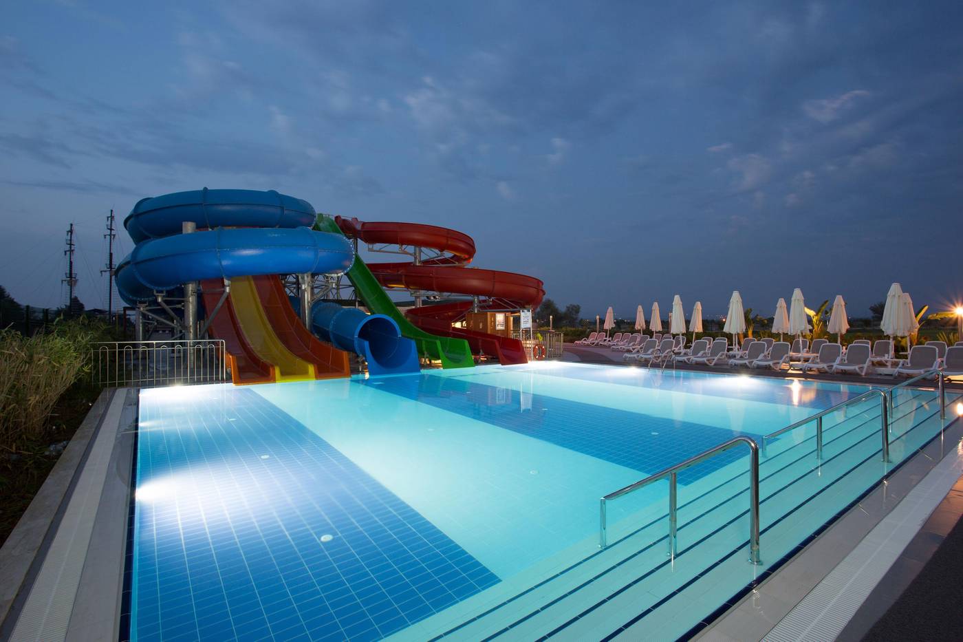 Water-Side-Resort-and-Spa-Pool-9