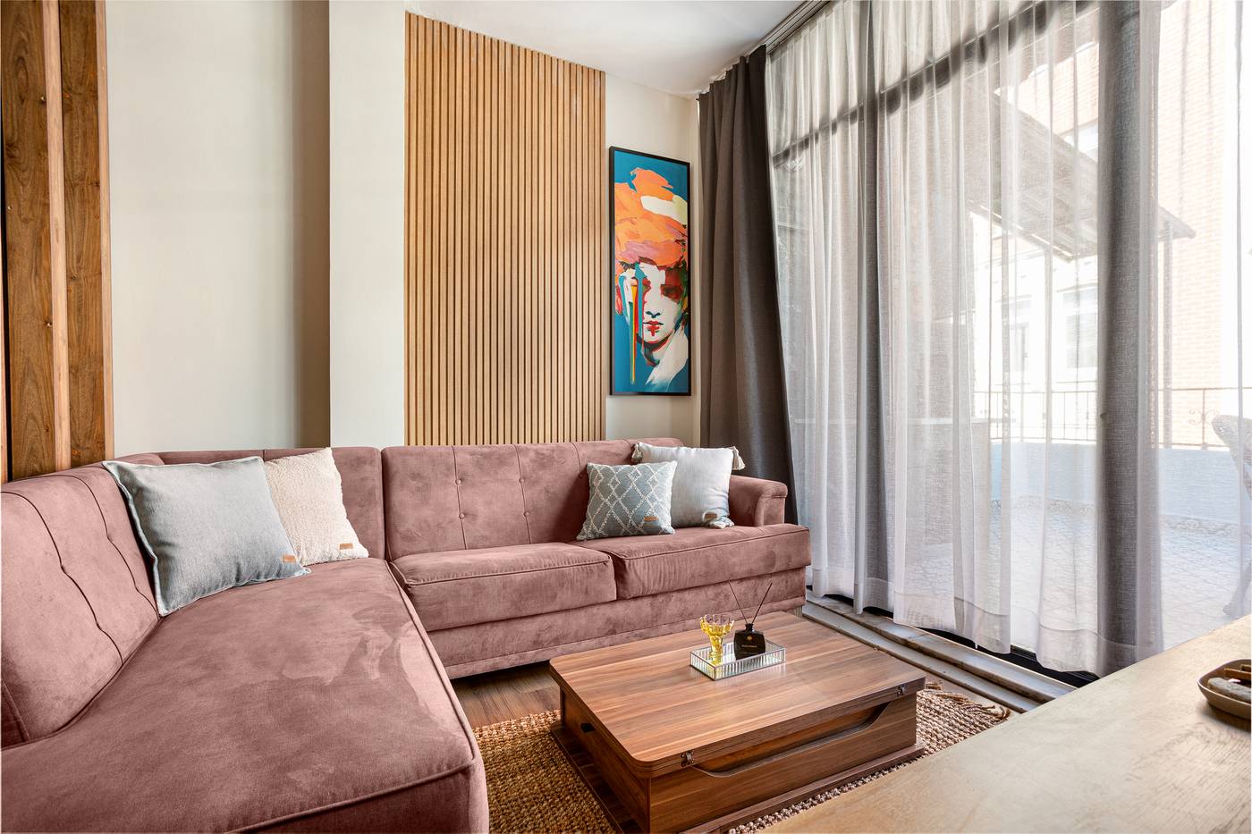 Port-Galata-Suites-Room-9