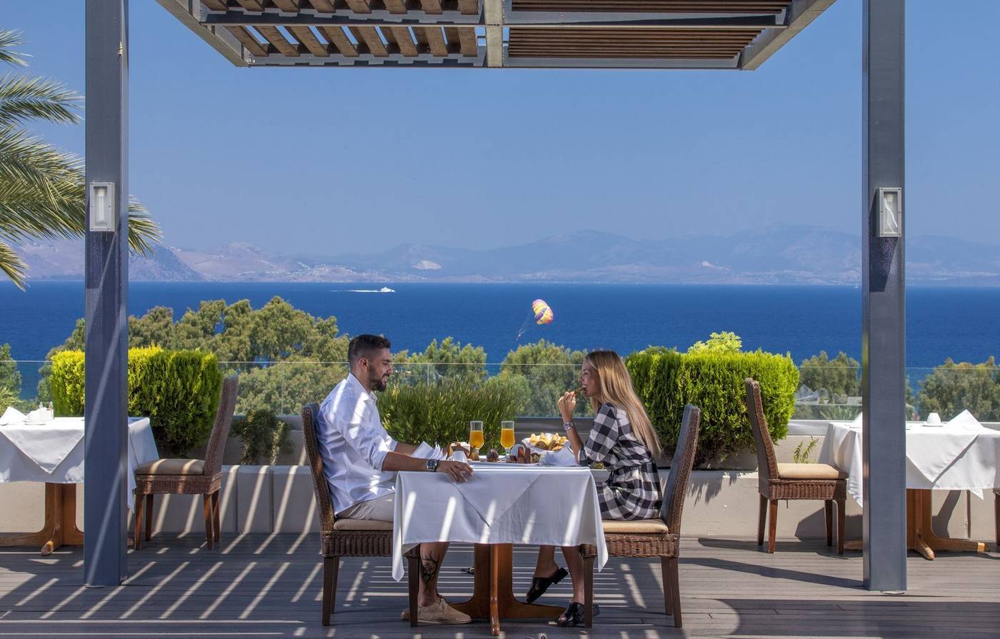 Kipriotis-Panorama-and-Suites-Restaurant-49