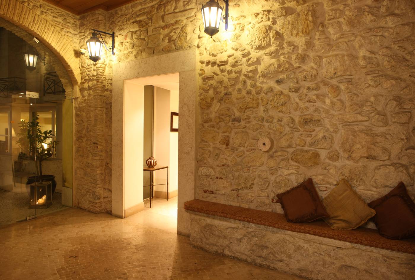 Solar-do-Castelo-Inn--a-Lisbon-Heritage-Collection-General-view-10