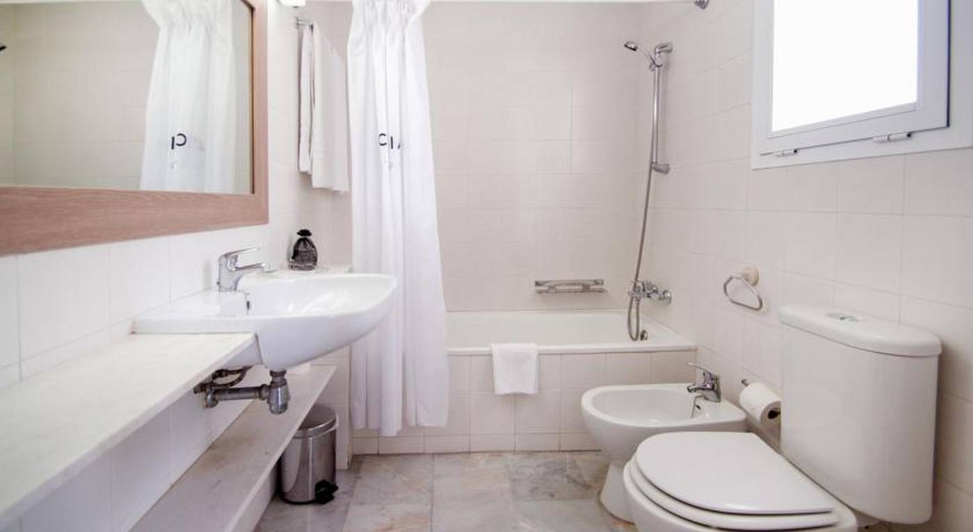 Catalonia-Mirador-des-Port-Room-54