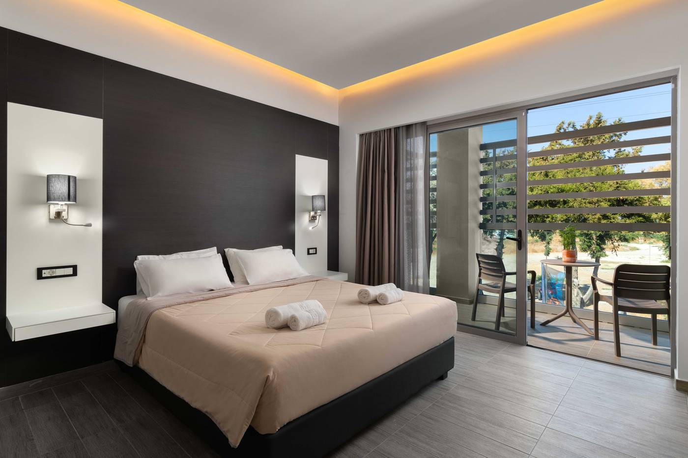 Virginia-Family-Resort-Room-23