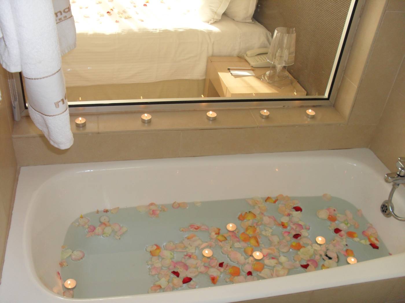 Napa-Mermaid-Hotel-Room-43
