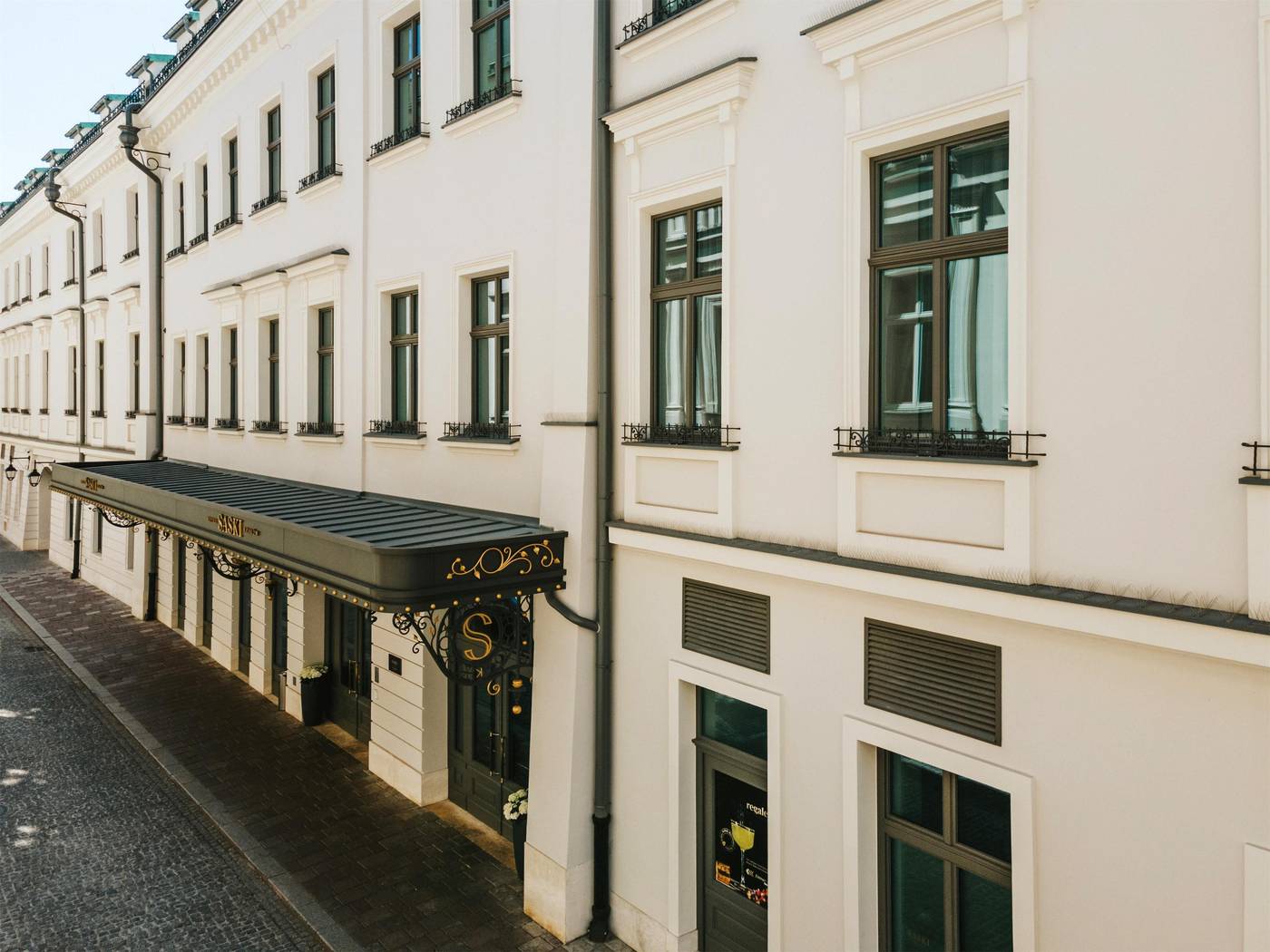 Hotel-Saski-Krakow--Curio-collection-by-Hilton-General-view-6