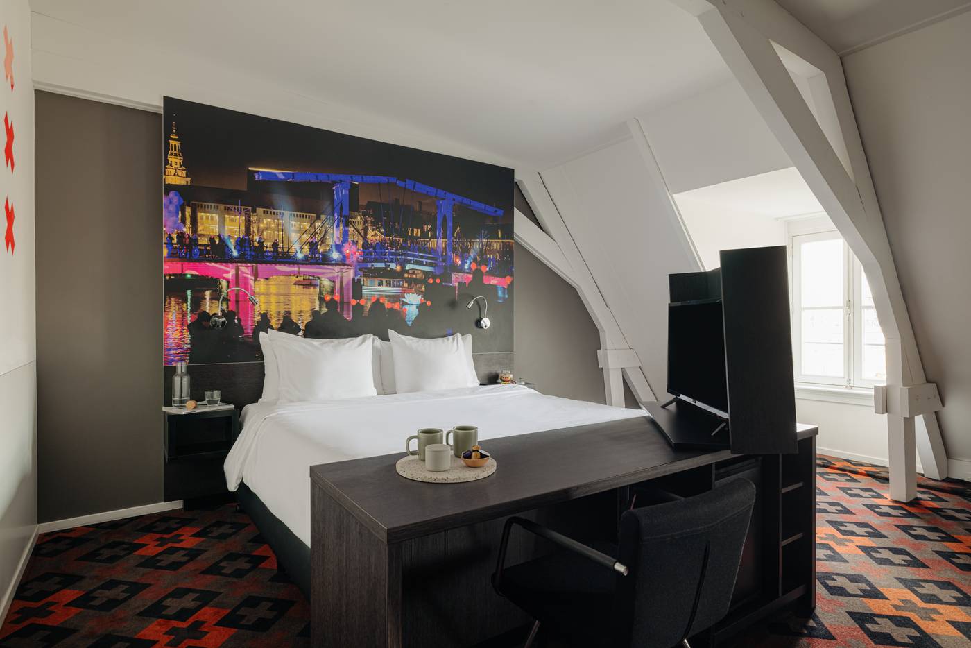 The-Manor-Amsterdam-Room-20