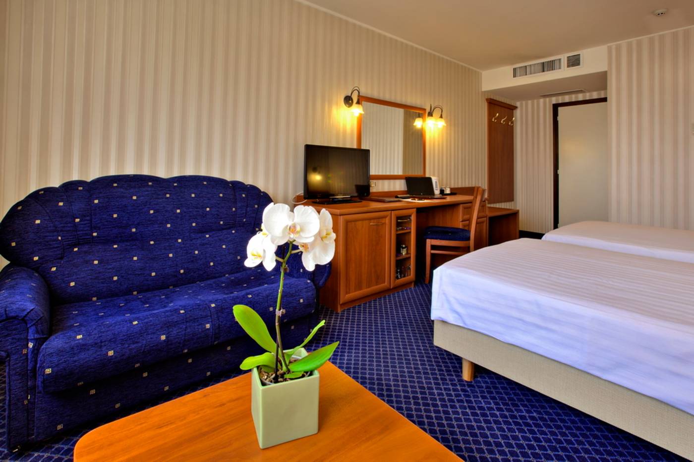 Grand-Hotel-Plovdiv-Room-10