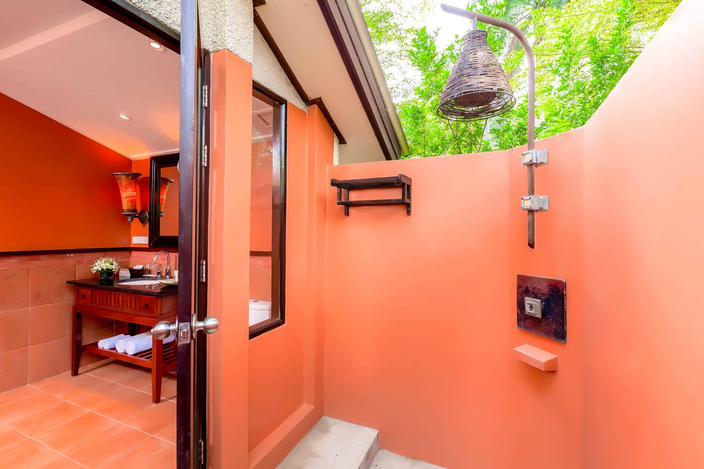 Movenpick-Resort---Spa-Karon-Beach-Phuket-Room-27