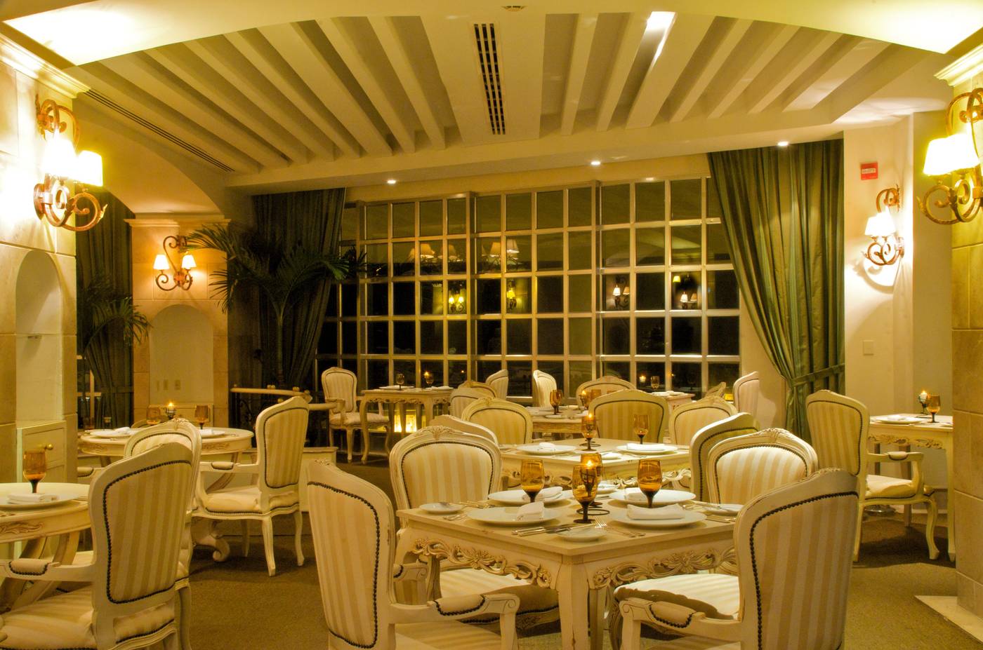 Sandos-Cancun-Lifestyle-Resort---Adults-Recommended-Restaurant-32