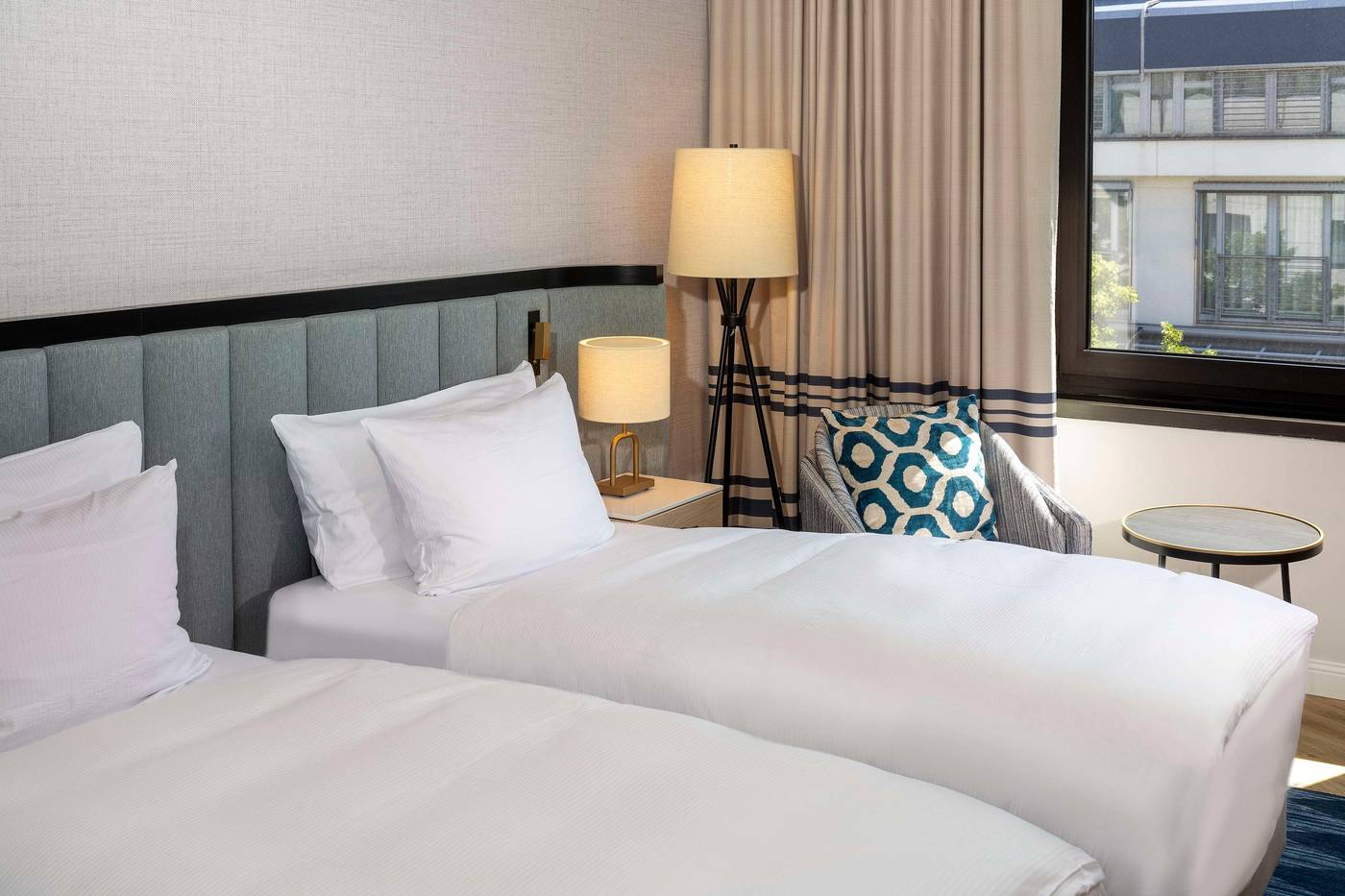 DoubleTree-by-Hilton-Berlin-Ku-damm-Room-46