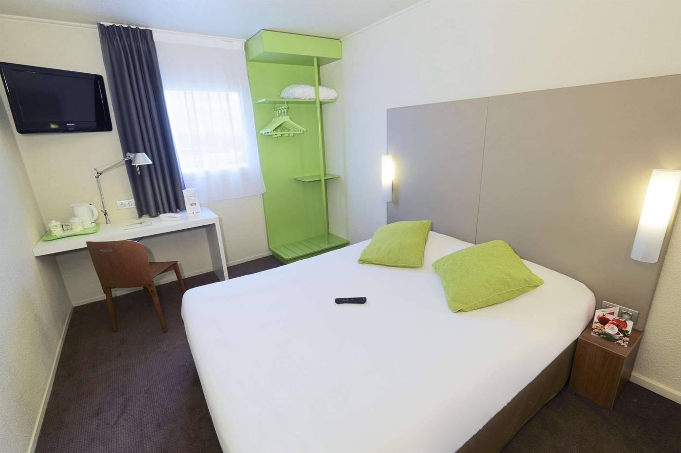 Campanile-Argenteuil-Room-10