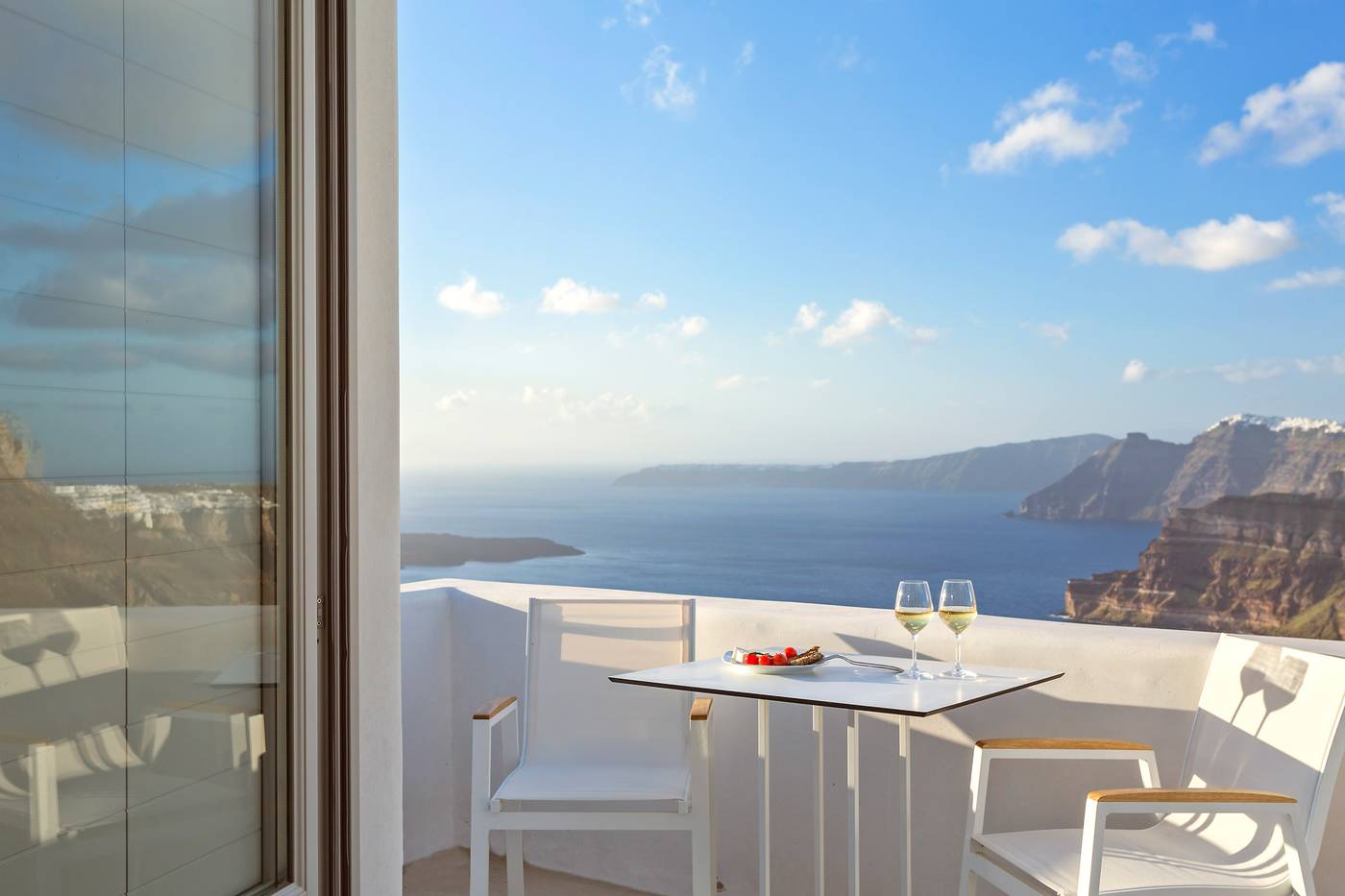 Alti-Santorini-Suites-Room-51